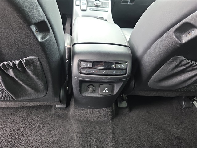 used 2024 Hyundai Palisade car, priced at $42,987