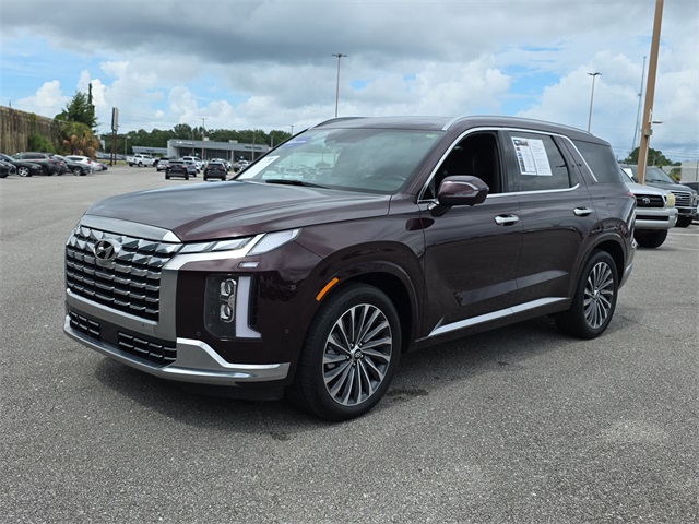 used 2024 Hyundai Palisade car, priced at $42,987
