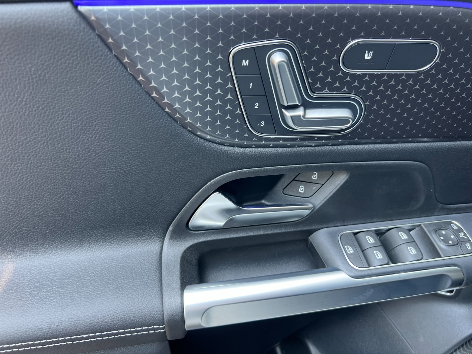 new 2026 Mercedes-Benz GLB car