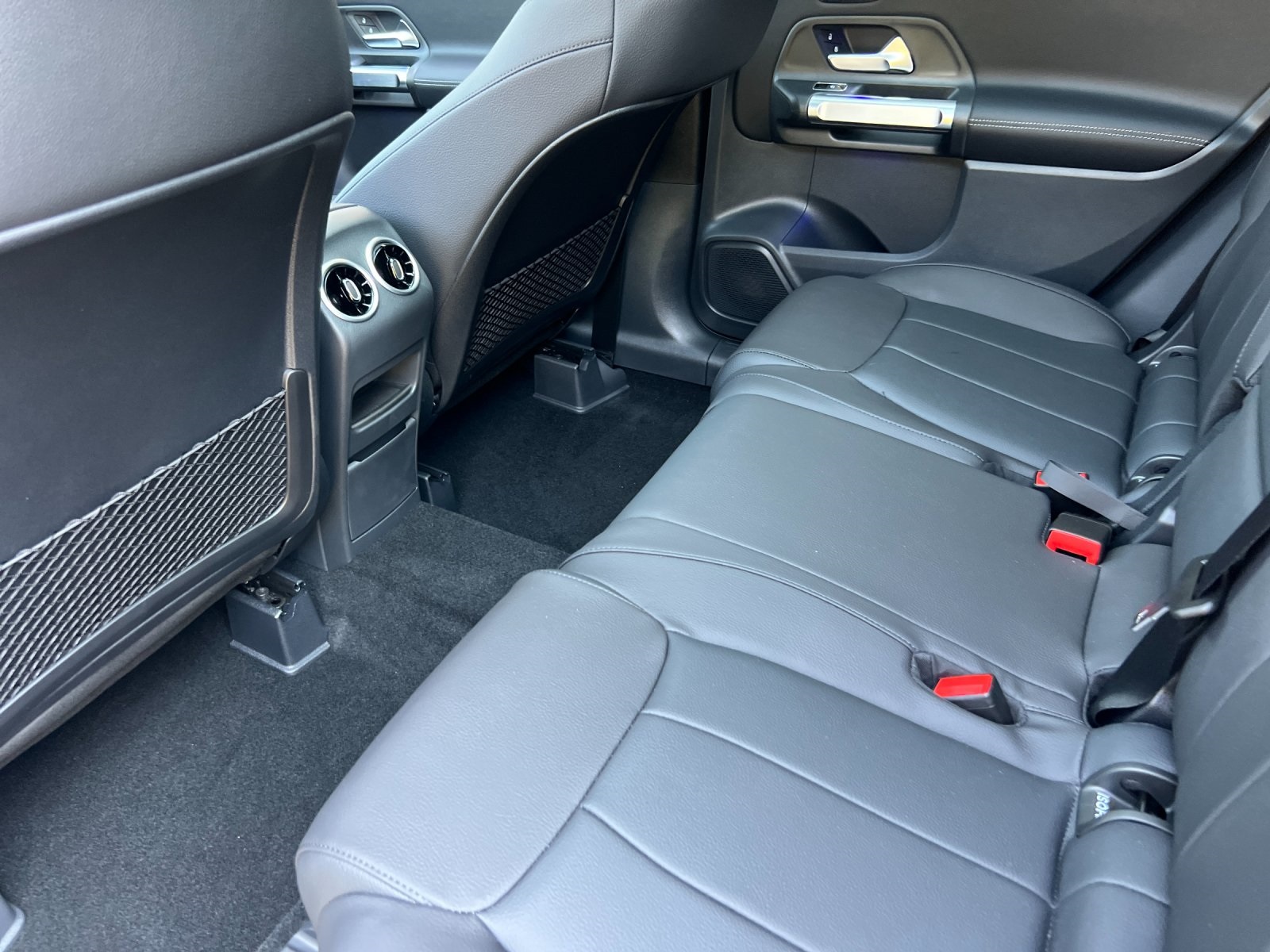 new 2026 Mercedes-Benz GLB car