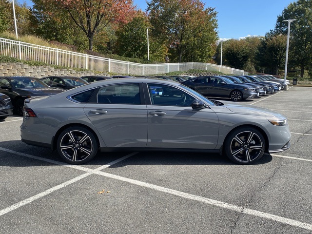 new 2025 Honda Accord Hybrid car, priced at $33,540