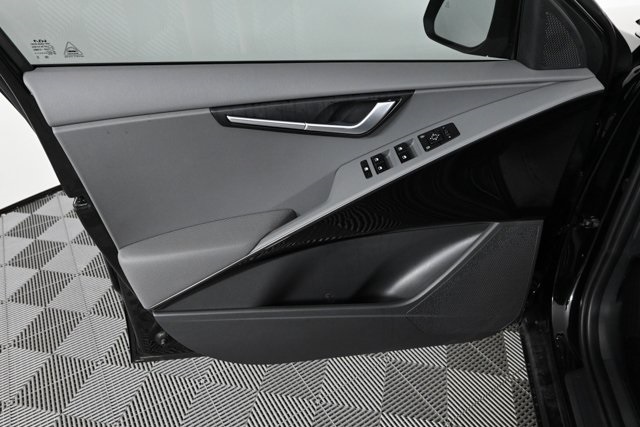 new 2025 Kia Niro car, priced at $30,787