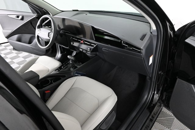 new 2025 Kia Niro car, priced at $30,787