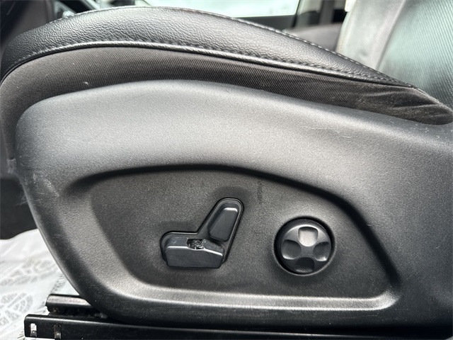 used 2020 Jeep Compass car, priced at $13,999