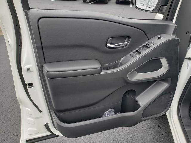 new 2025 Nissan Frontier car, priced at $37,510