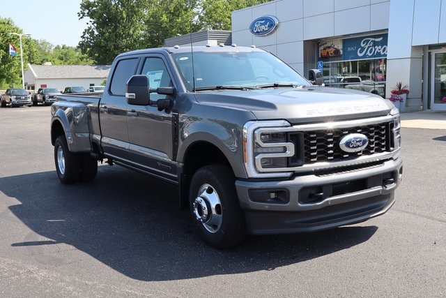 new 2025 Ford F-350SD car, priced at $98,290