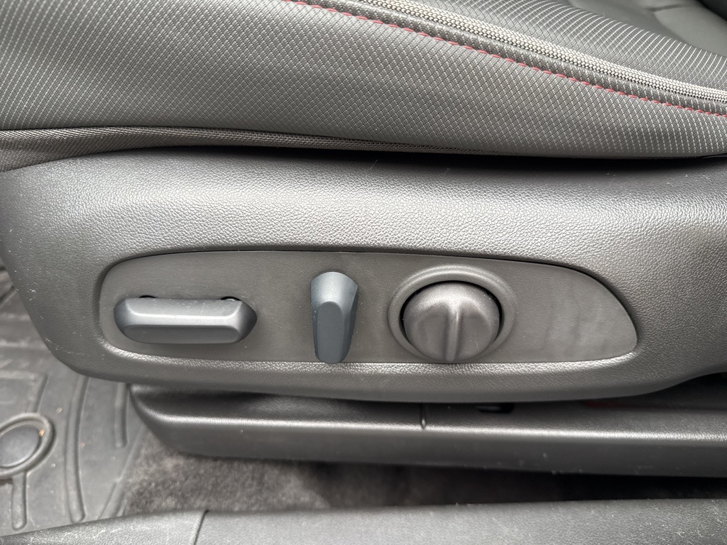 used 2023 Chevrolet TrailBlazer car, priced at $22,900