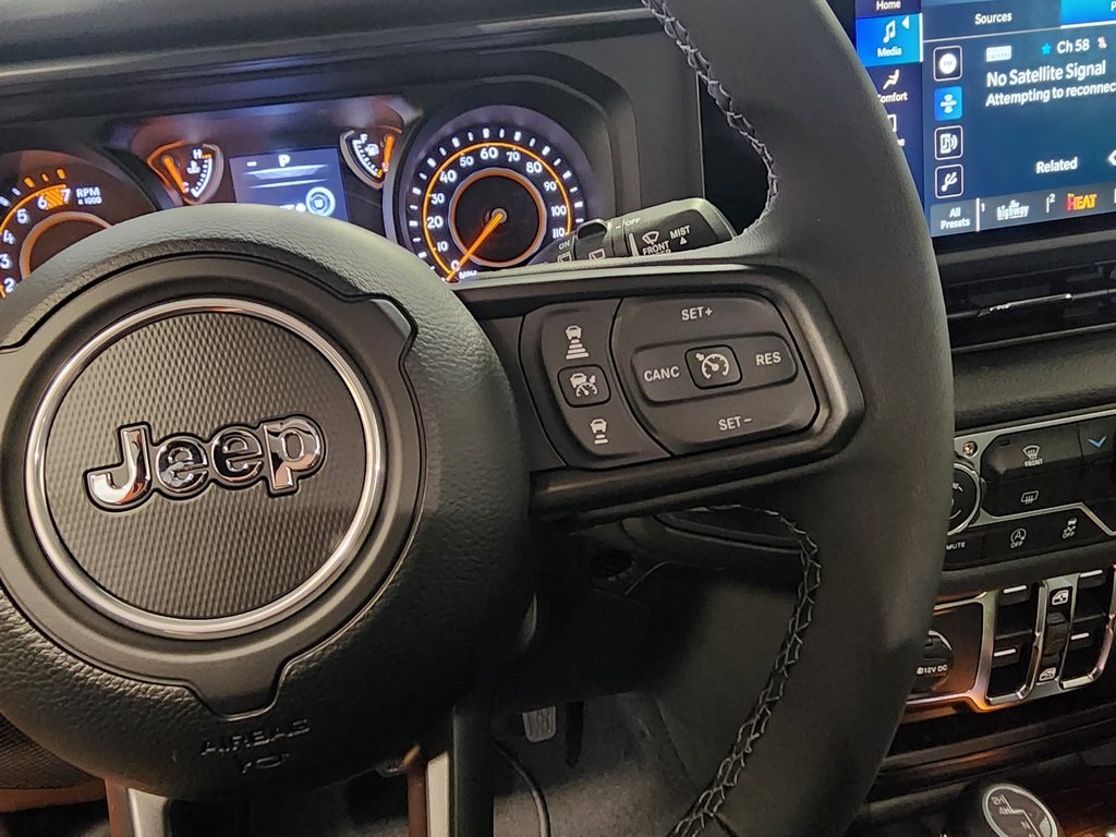 new 2025 Jeep Wrangler car, priced at $45,121