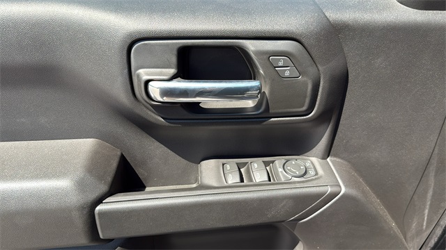 new 2025 Chevrolet Silverado 1500 car, priced at $49,140