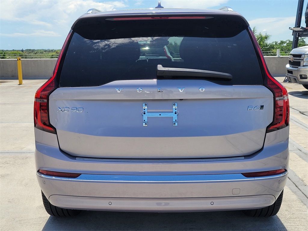 new 2026 Volvo XC90 car, priced at $68,325