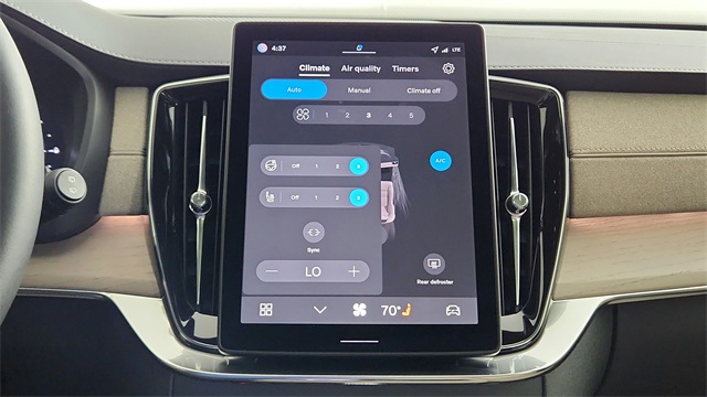 new 2026 Volvo XC90 Plug-In Hybrid car, priced at $81,875