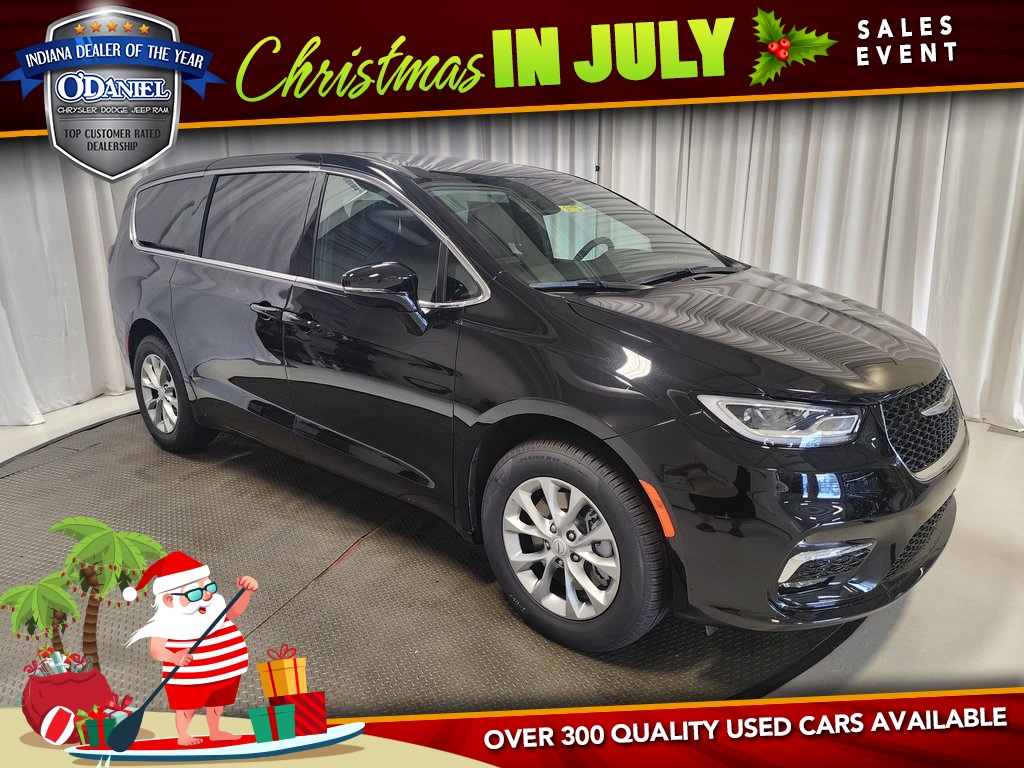 new 2025 Chrysler Pacifica car, priced at $44,473