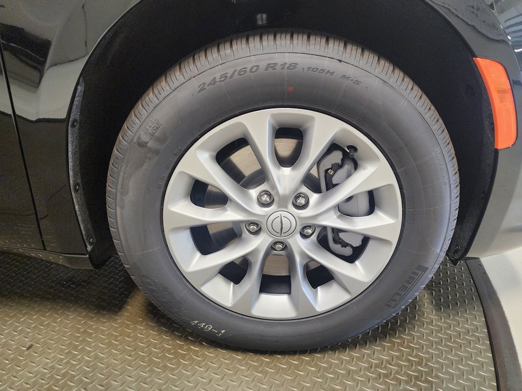 new 2025 Chrysler Pacifica car, priced at $44,473