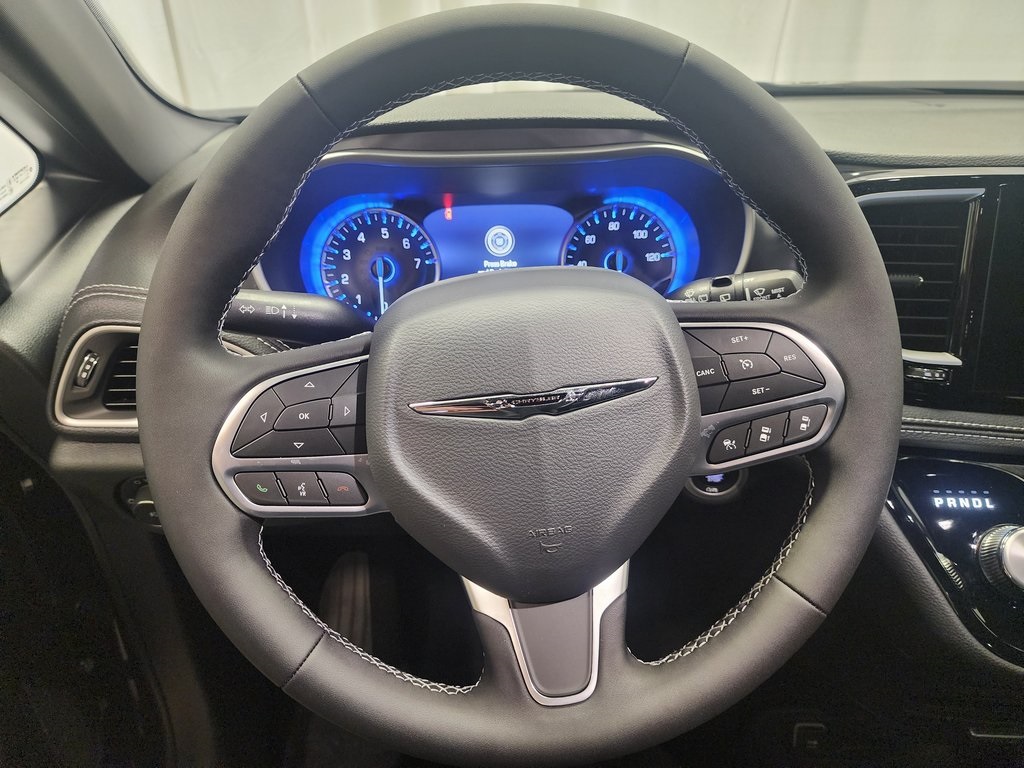 new 2025 Chrysler Pacifica car, priced at $44,473