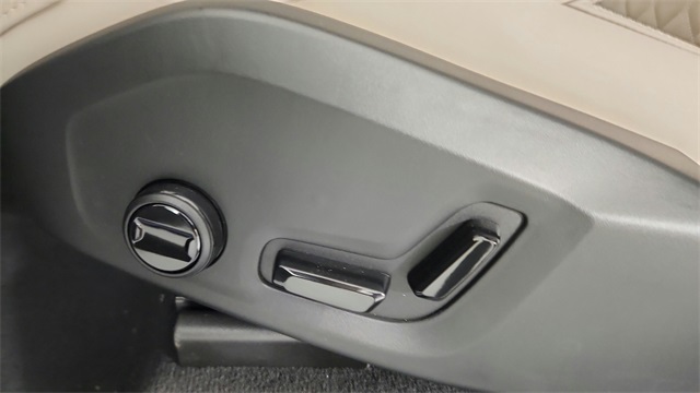 new 2026 Volvo XC90 car, priced at $71,825