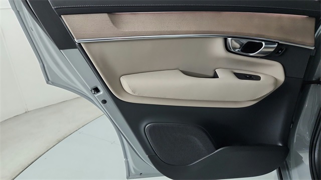 new 2026 Volvo XC90 car, priced at $71,825