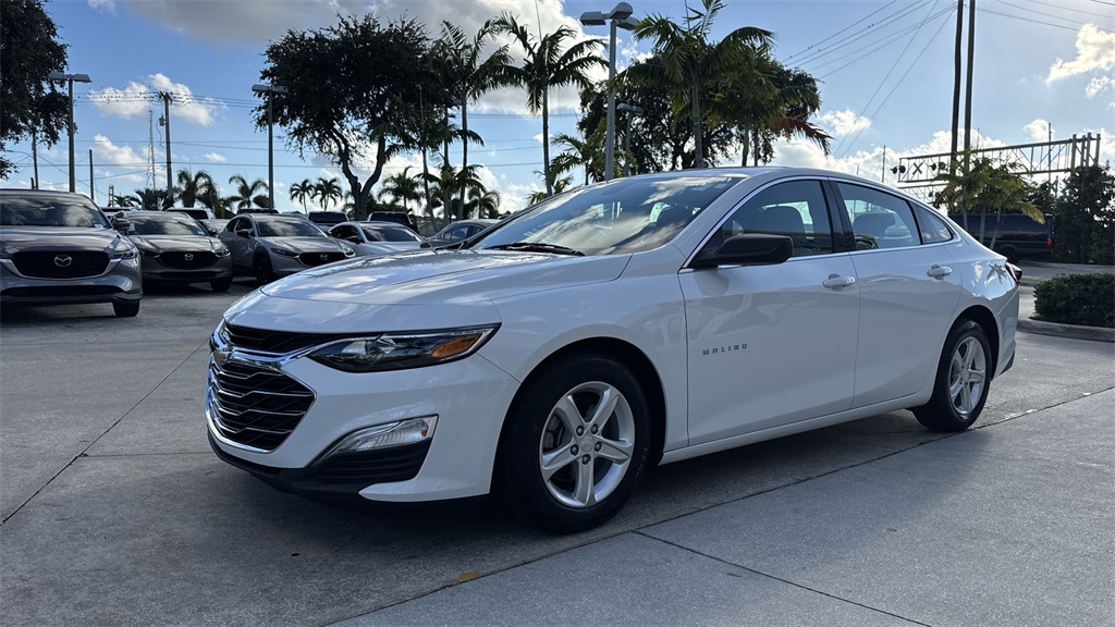 used 2019 Chevrolet Malibu car, priced at $11,399
