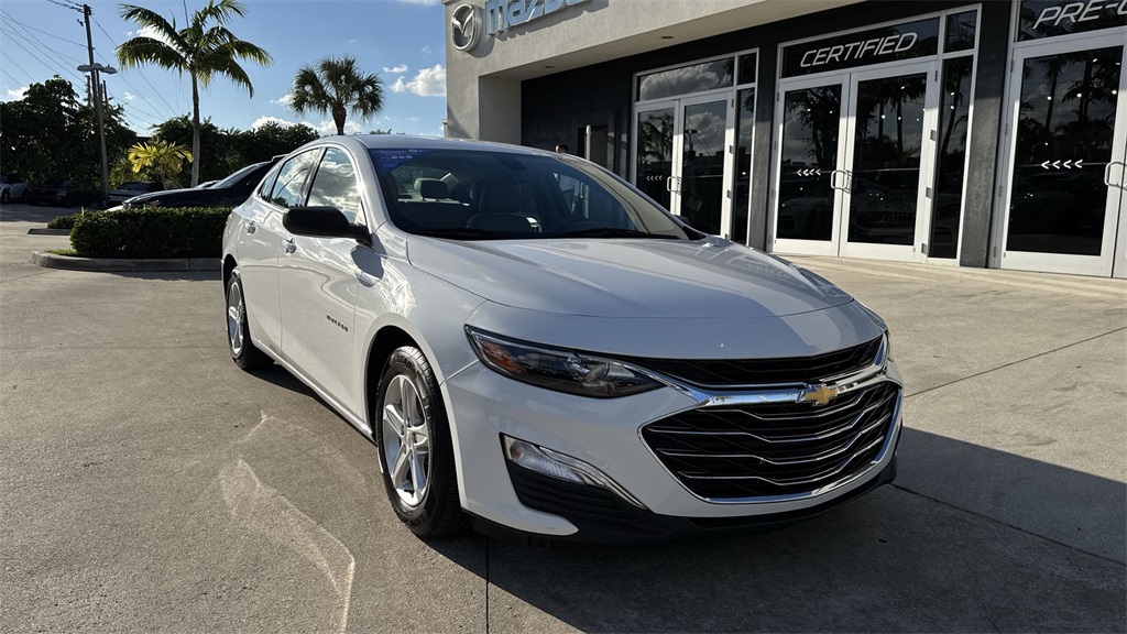 used 2019 Chevrolet Malibu car, priced at $11,399