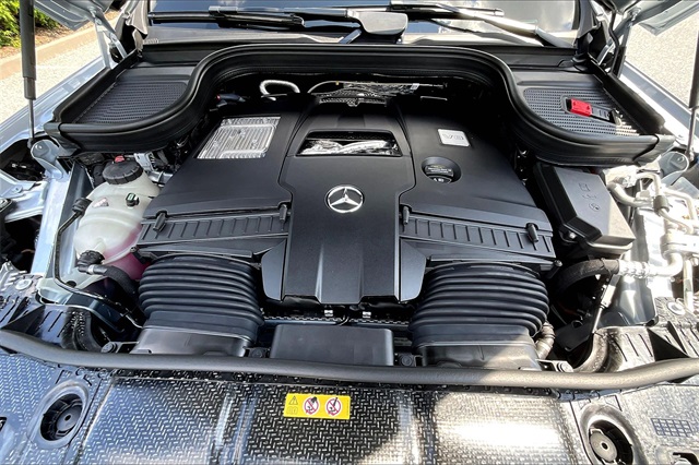 new 2025 Mercedes-Benz GLS car, priced at $124,395