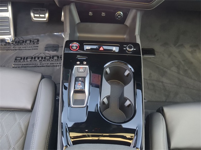 new 2025 Audi S6 car, priced at $89,050