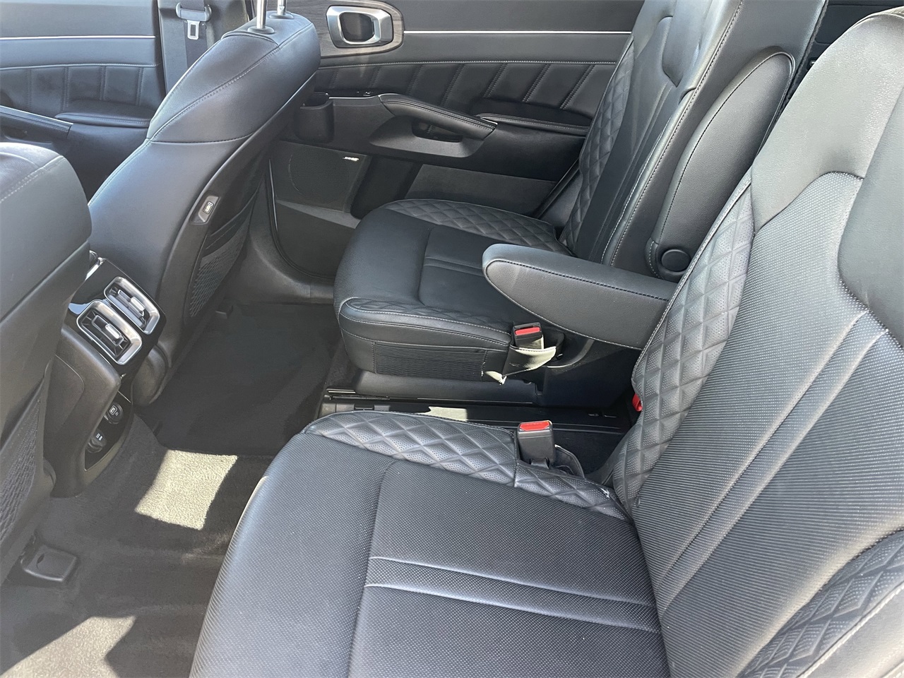 used 2021 Kia Sorento car, priced at $25,990