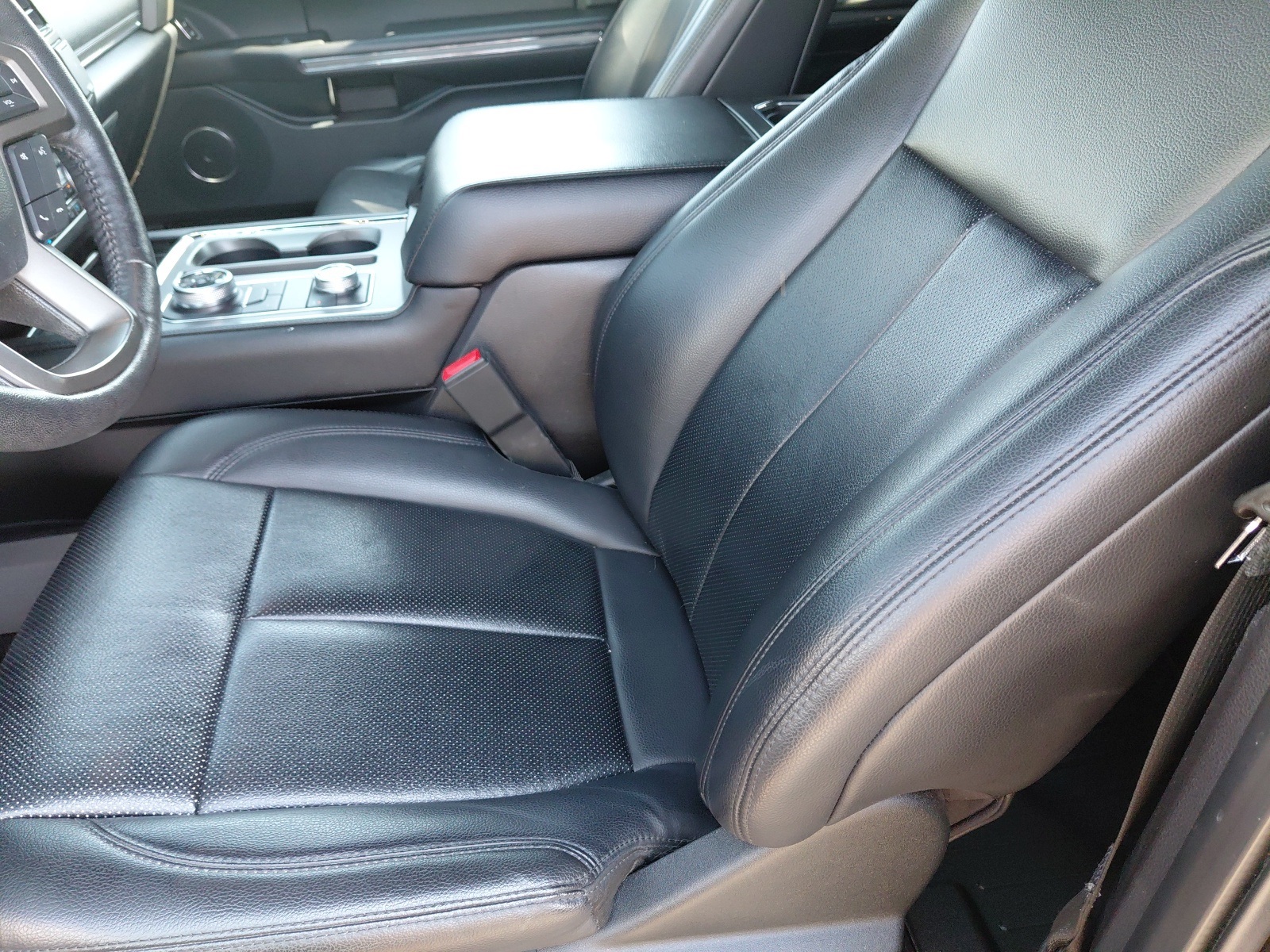 used 2019 Ford Expedition car, priced at $28,935
