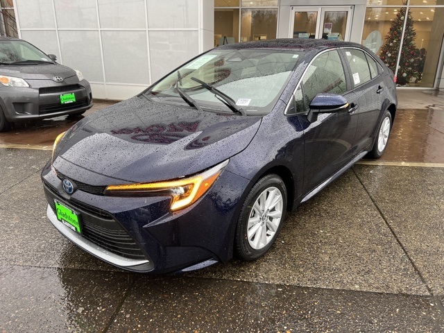 new 2025 Toyota Corolla Hybrid car