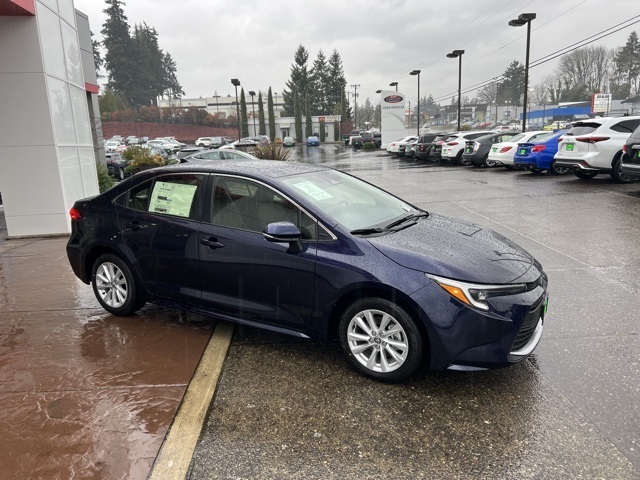 new 2025 Toyota Corolla Hybrid car