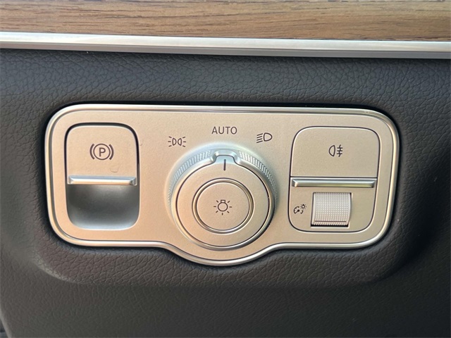 used 2025 Mercedes-Benz GLE car