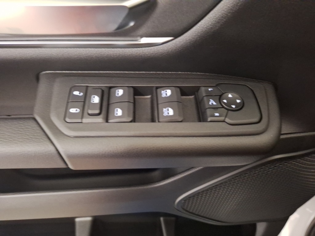 new 2025 Ram 1500 car, priced at $44,198