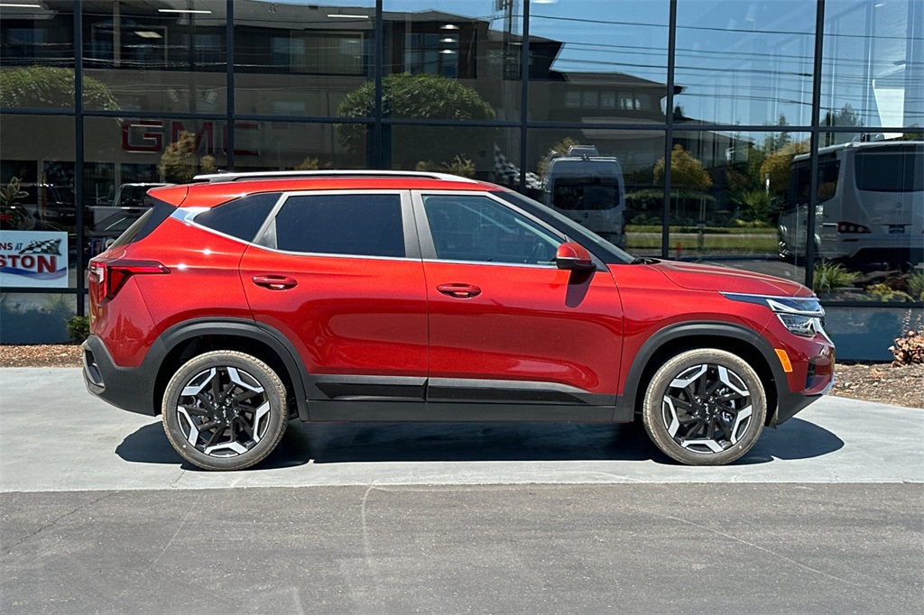 new 2026 Kia Seltos car, priced at $32,975