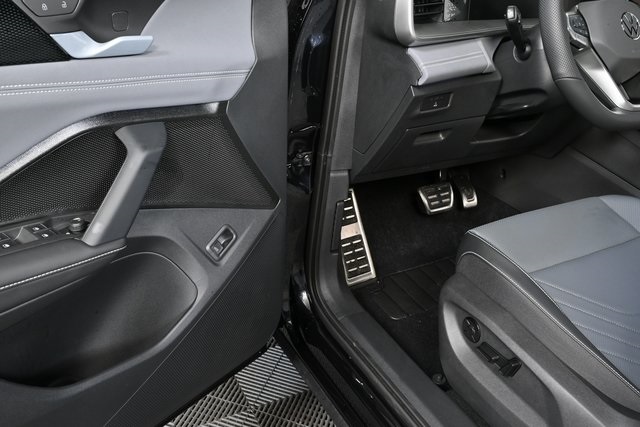 new 2026 Volkswagen Tiguan car, priced at $40,891