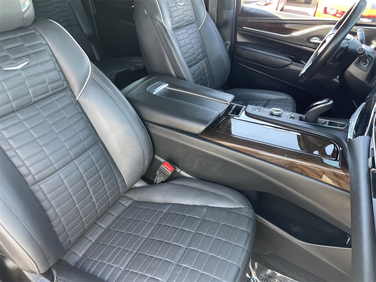 used 2022 Cadillac Escalade ESV car, priced at $68,369