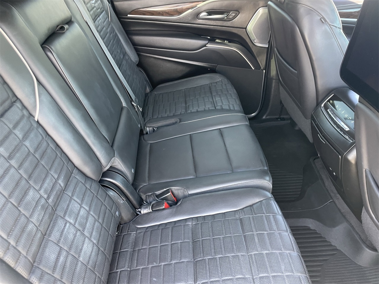 used 2022 Cadillac Escalade ESV car, priced at $68,369
