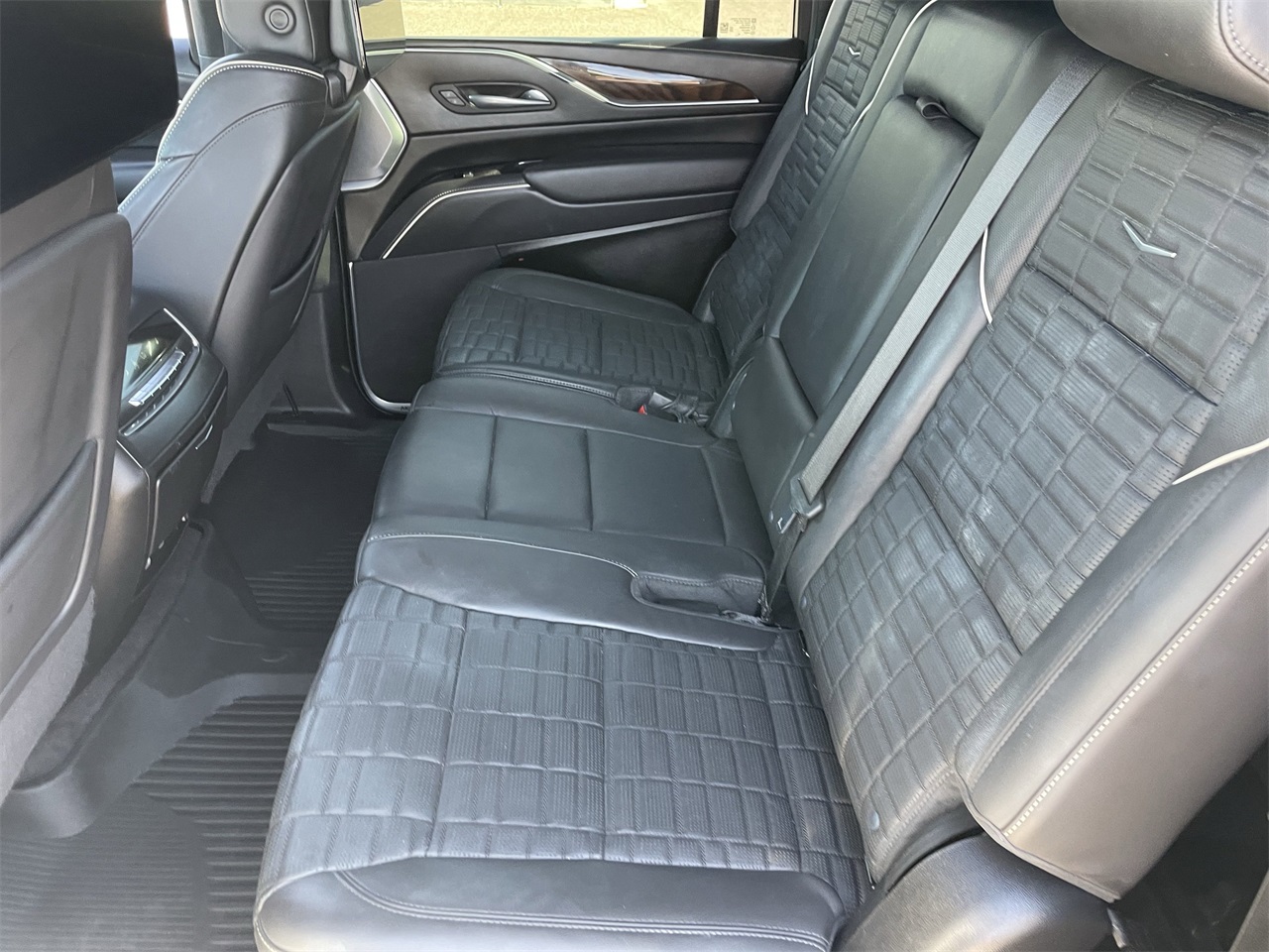 used 2022 Cadillac Escalade ESV car, priced at $68,369