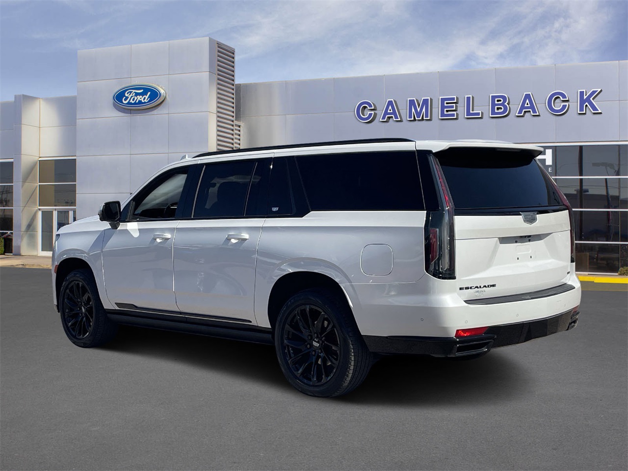 used 2022 Cadillac Escalade ESV car, priced at $68,369