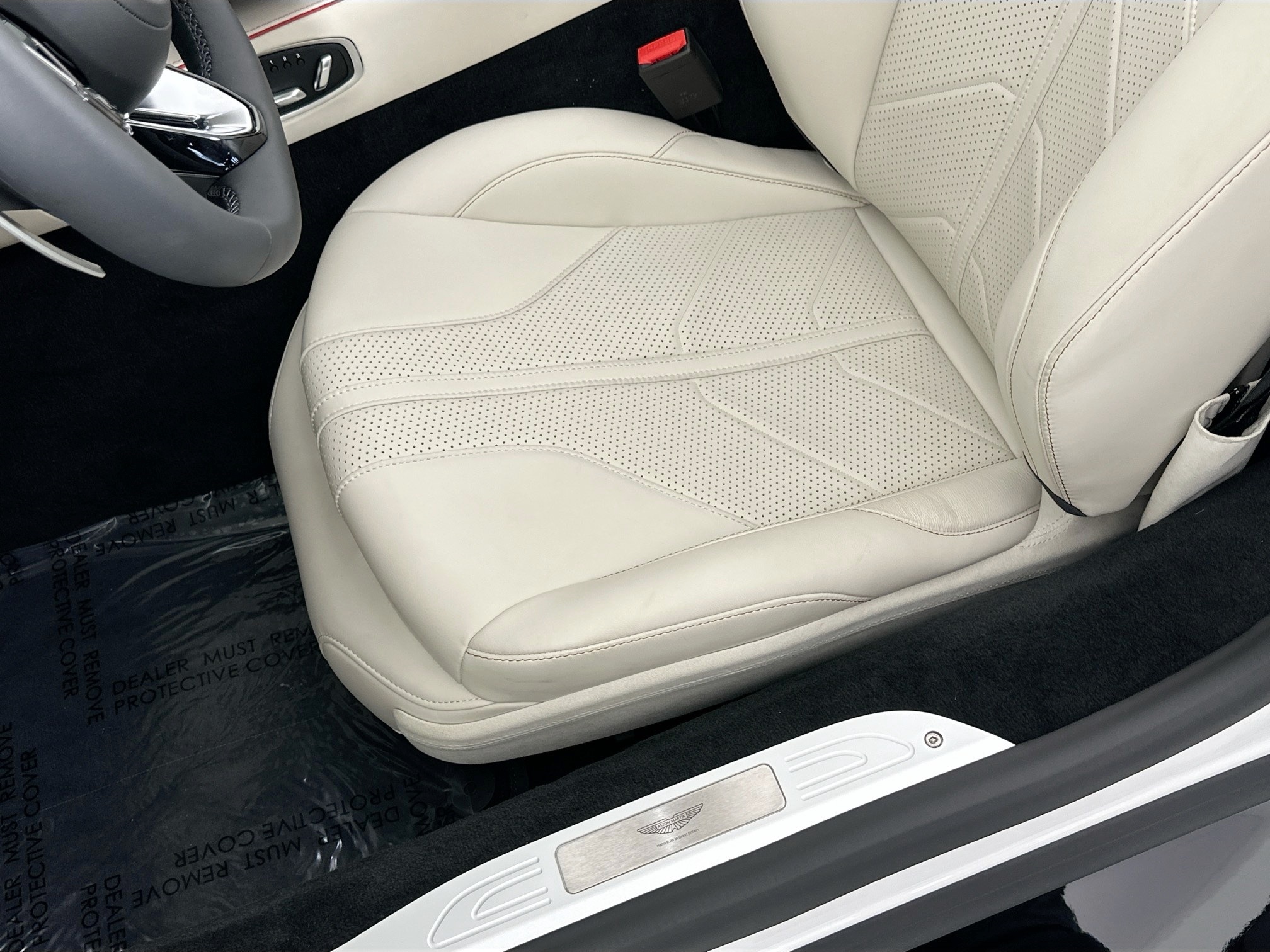 new 2026 Aston Martin Vantage car, priced at $253,400