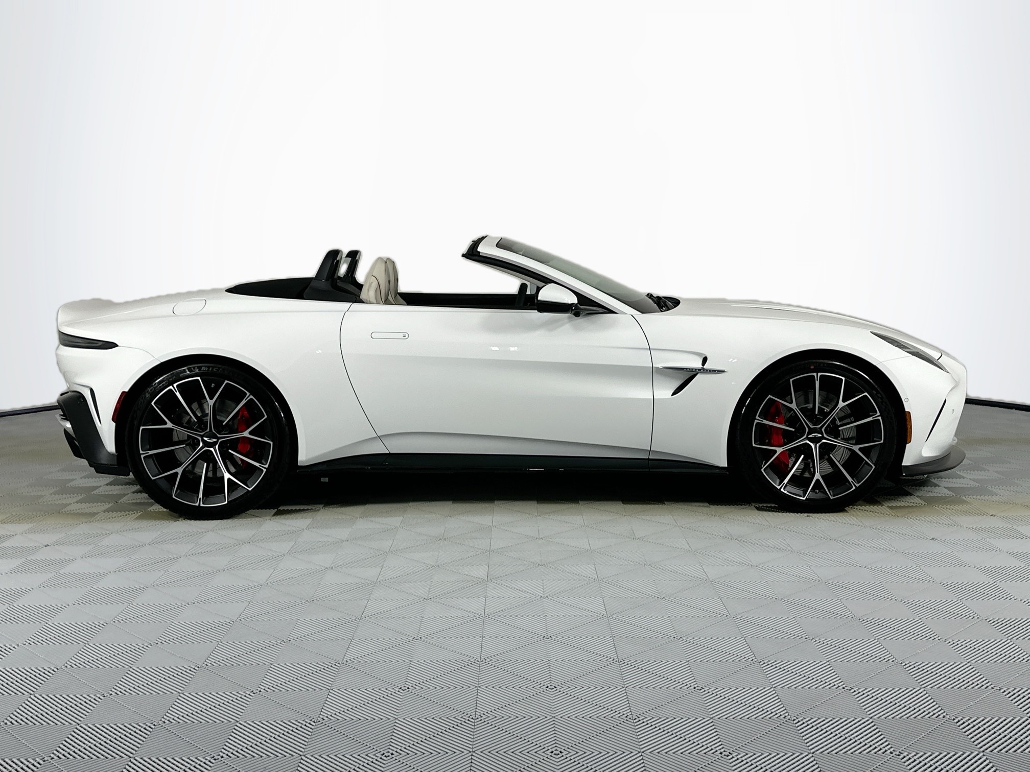 new 2026 Aston Martin Vantage car, priced at $253,400