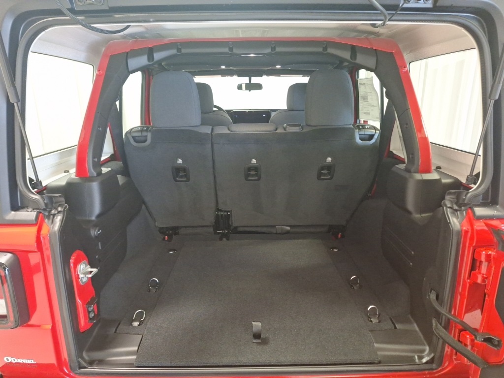 new 2025 Jeep Wrangler car, priced at $44,275