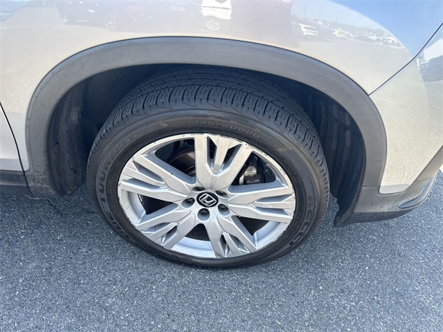 used 2021 Honda Pilot car, priced at $25,299