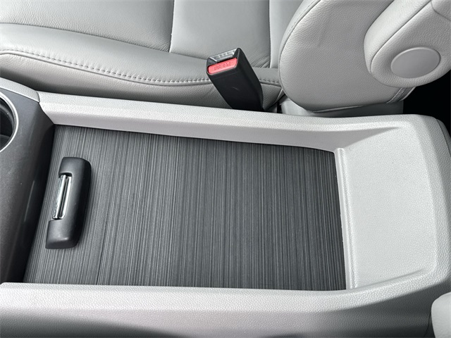 used 2021 Honda Pilot car, priced at $25,299