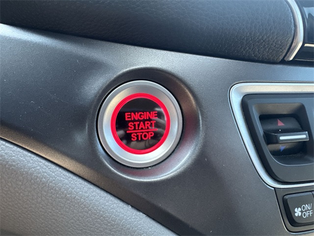 used 2021 Honda Pilot car, priced at $25,299