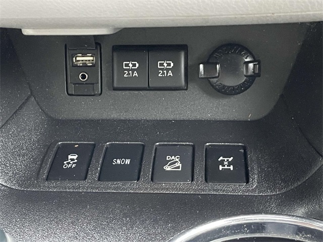 used 2018 Toyota Highlander car, priced at $18,864