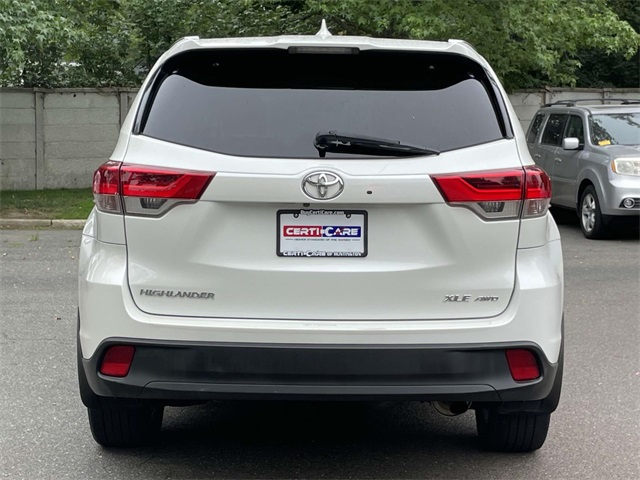 used 2018 Toyota Highlander car, priced at $18,864
