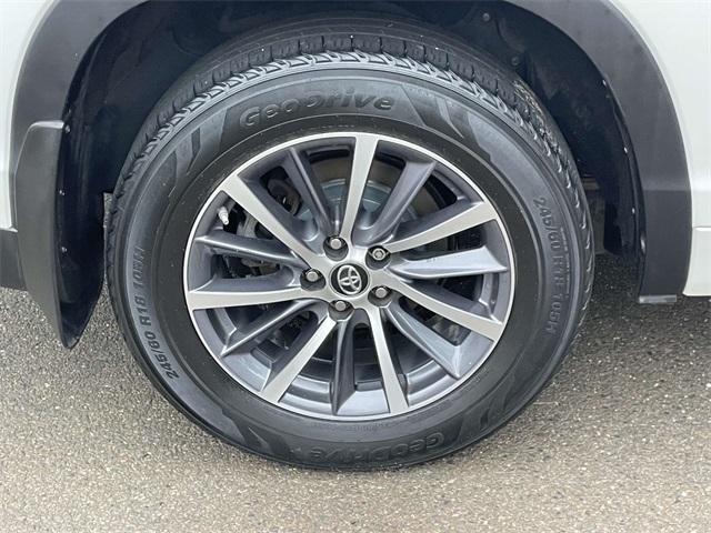 used 2018 Toyota Highlander car, priced at $18,864