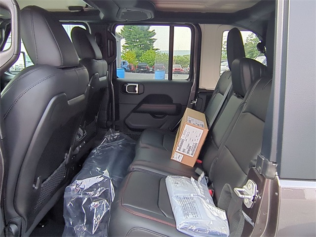 new 2025 Jeep Wrangler car, priced at $57,967