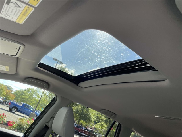 used 2022 Honda Pilot car, priced at $30,668