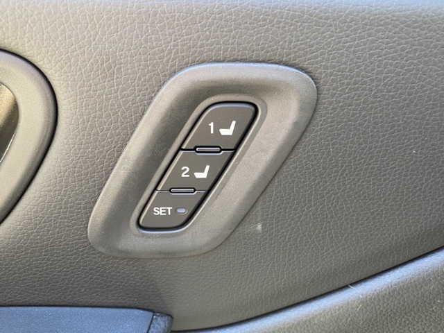 new 2025 Honda Pilot car, priced at $49,842