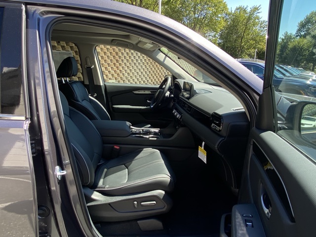 new 2025 Honda Pilot car, priced at $49,842