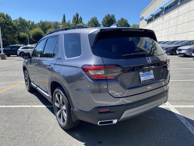 new 2025 Honda Pilot car, priced at $49,842